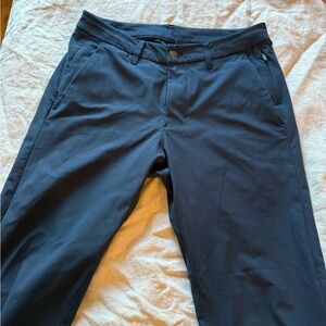 Like new lululemon Men's navy Pants